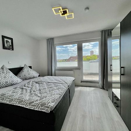 Nujen- Hotel Und Apartment Stuttgart Zuffenhausen מראה חיצוני תמונה