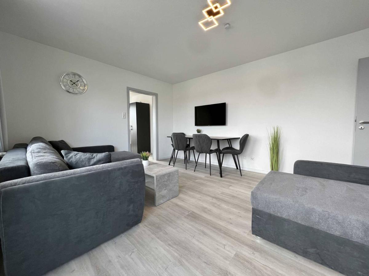 Nujen- Hotel Und Apartment Stuttgart Zuffenhausen מראה חיצוני תמונה