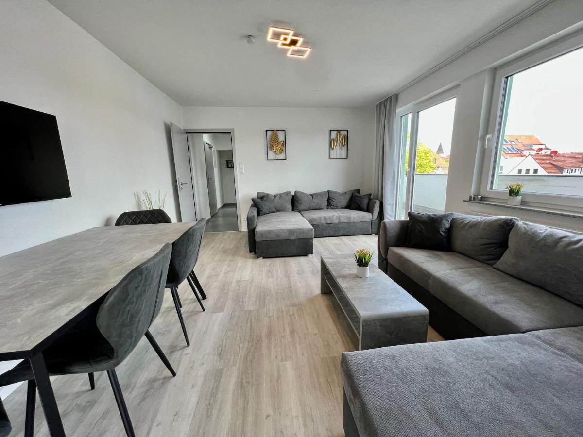 Nujen- Hotel Und Apartment Stuttgart Zuffenhausen מראה חיצוני תמונה